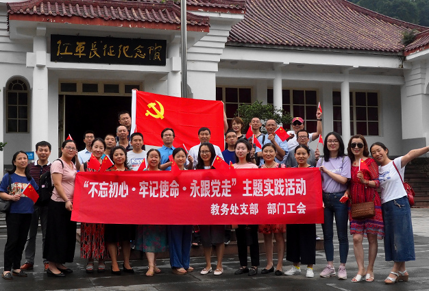 说明: C:\Users\Dell\AppData\Roaming\Tencent\Users\344984866\QQ\WinTemp\RichOle\)$37R`3[@)XJASP@ML9[9NA.png