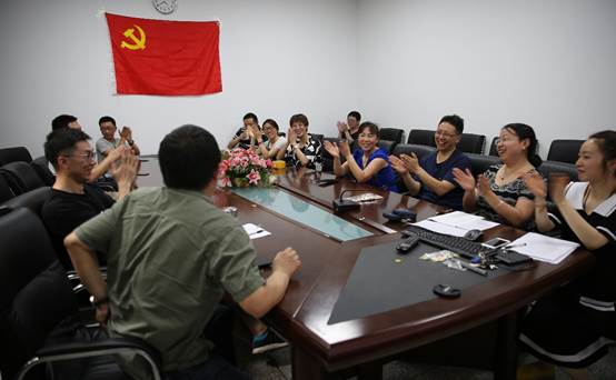 说明: G:\20190604法制知识竞赛\信教中心 雅安2019.06.04普法知识竞赛\6Z9A0175.jpg