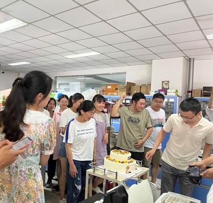 说明: C:\Users\Administrator\Desktop\cf3f7d13f7a70d7d44ca685674ef7d8.jpg