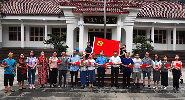 说明: C:\Users\Dell\AppData\Roaming\Tencent\Users\344984866\QQ\WinTemp\RichOle\2Z}T9{B)DN28YWU%DB)8T7V.png