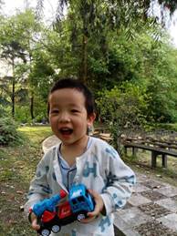 袁晓星-周鸿博3岁