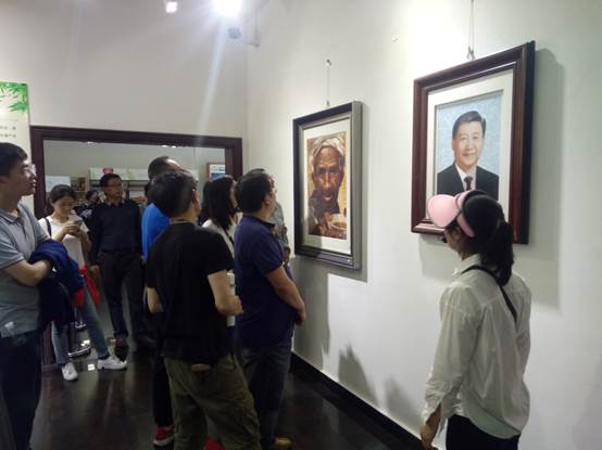 说明: F:\2019.4.23参观战旗村照片\战旗村3.jpg