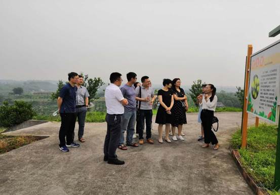 说明: 经济学院经济系工会活动