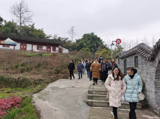 说明: C:\Users\admin\AppData\Local\Temp\WeChat Files\ea7be12a8286e2a756aa84dfc851a53.jpg