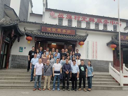 说明: F:\2019.4.23参观战旗村照片\战旗村5.jpg