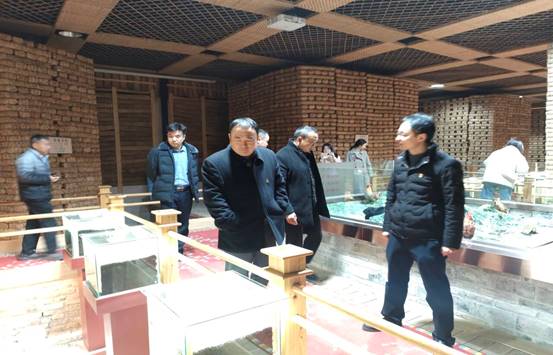 M`F8N2`8UJ}G5QR}`H82JLC_tmb