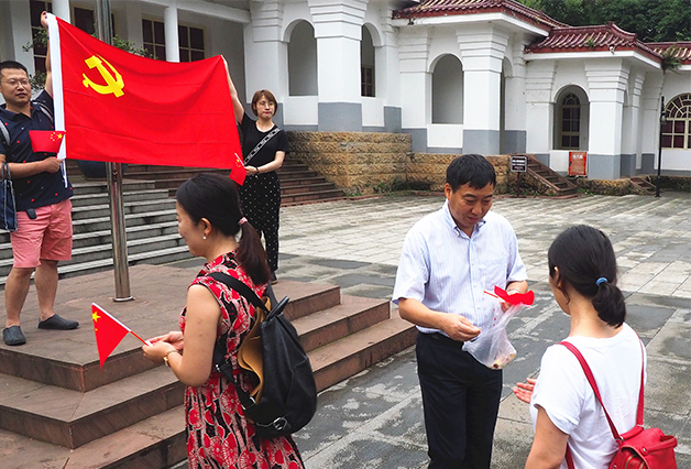 说明: C:\Users\Dell\AppData\Roaming\Tencent\Users\344984866\QQ\WinTemp\RichOle\)S2]A[AE1~]VJI(_I7U@SXK.png