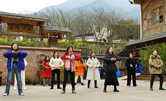 mmexport1709773876947